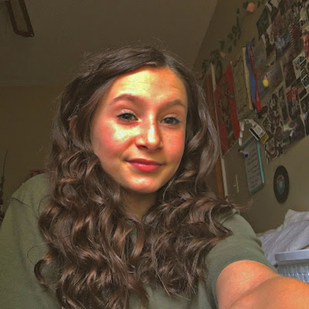 Meet your Posher, Isabella
